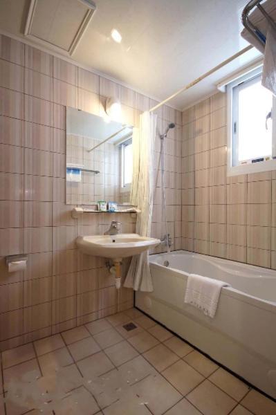 Traveler Hotel T'ai-tung Extérieur photo