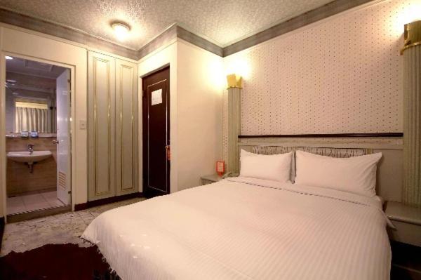 Traveler Hotel T'ai-tung Extérieur photo