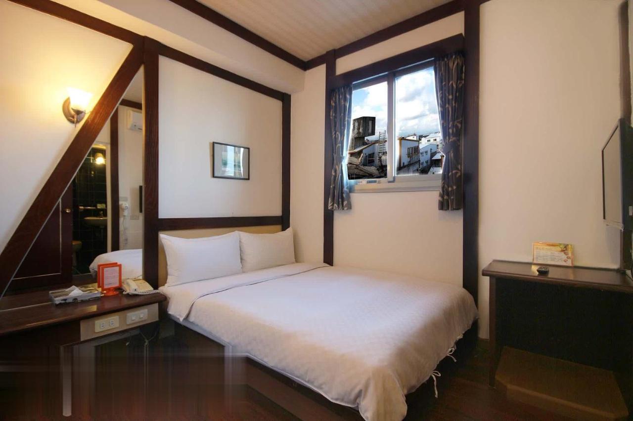 Traveler Hotel T'ai-tung Extérieur photo