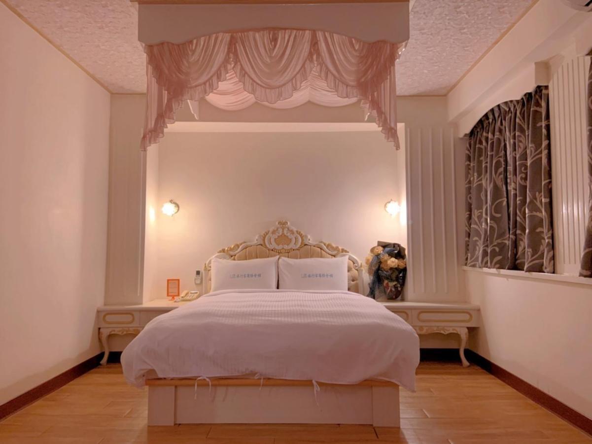 Traveler Hotel T'ai-tung Extérieur photo