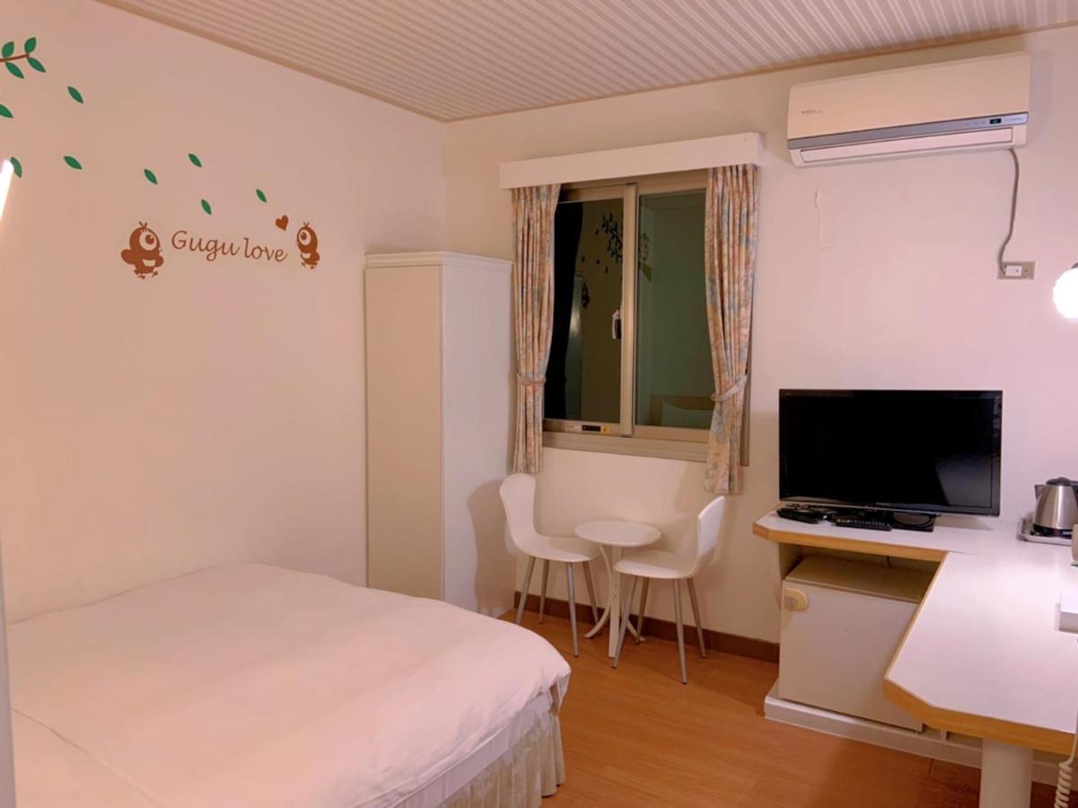 Traveler Hotel T'ai-tung Extérieur photo