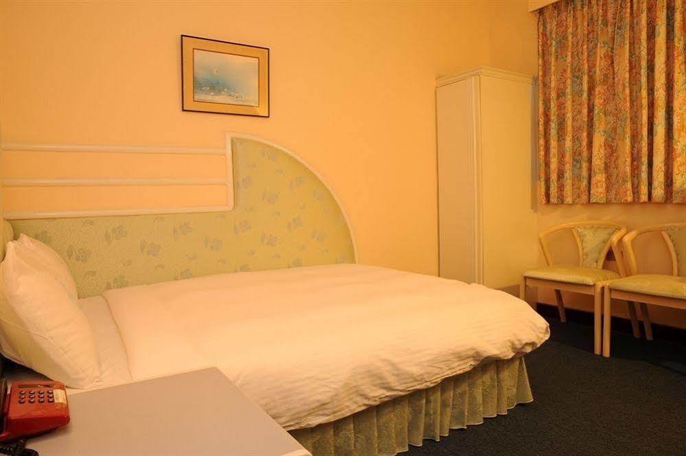 Traveler Hotel T'ai-tung Extérieur photo